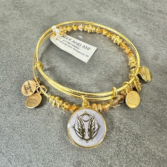 Alex and Ani 2017 Godspeed Charm And Swarovski Crystal Beaded Set of 2 Bangles - Picture 1 of 3